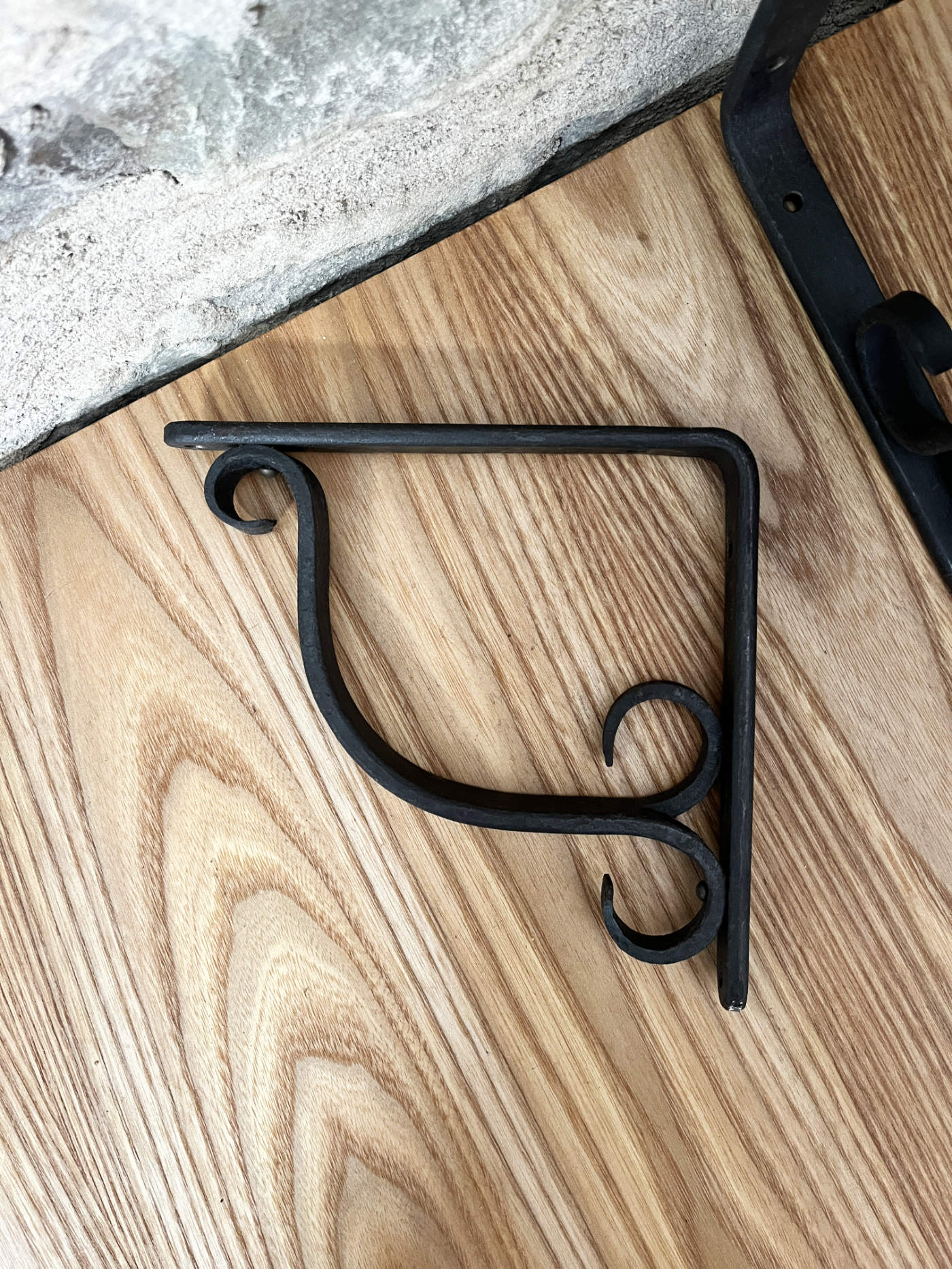 Shelf Brackets - Split Scroll