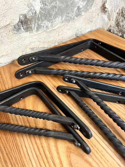 Shelf Brackets - Twist